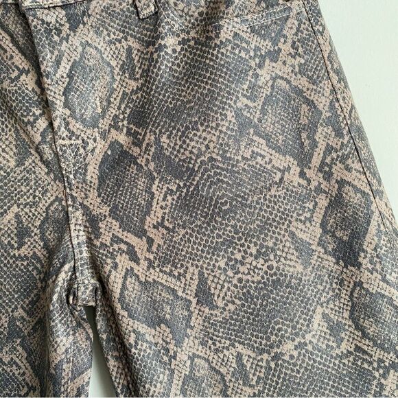 J Brand Selena Photo Ready Mid-Rise Crop Boot Jeans in Coated Boa Size 26 NWT - Picture 5 of 9